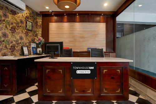 avla, Townhouse Oak Rajpur Road Dehradun Formerly Mayvillas in Chironwali