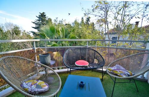 Bruyeres with deck and private parking in Saint Martin