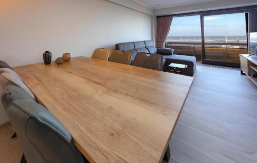 Two-Bedroom Apartment room in Cozy Apartment In Oostende