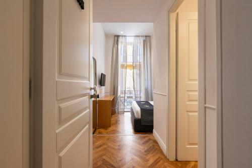 Vanity Navona – Rome
