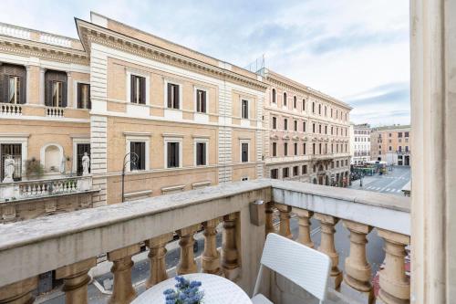 Vanity Hotel Navona - image 14