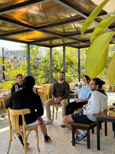 Varanda/terraço, Battuta Hostel in Amã
