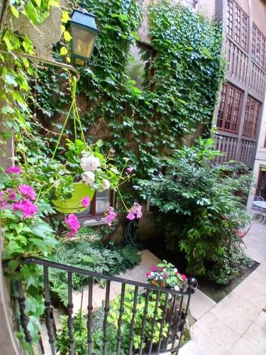 Chambres d'hôtes Le Patio d'Alain et Véronique Lunéville (Chambres d'hotes Le Patio d'Alain et Veronique Luneville) in ลูเนวีล