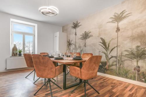3 bedrooms, 4 beds