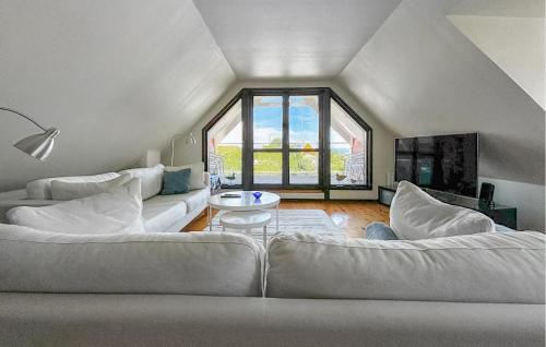 6 Bedroom Stunning Home In Torekov in Torekov