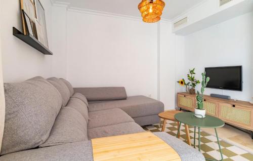 Three-Bedroom Holiday Home  image 8