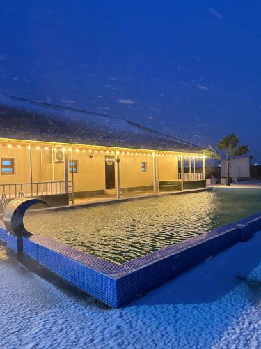 Piscină, Karibi Complex in Qyzylorda