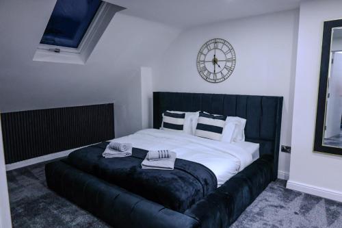 Sleeps17 Bliss 7-Bedroom Luxury Escape Birmingham, Бирмингем (фото 3)