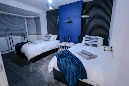 Sleeps17 Bliss 7-Bedroom Luxury Escape Birmingham, Бирмингем (фото 8)