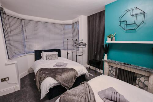 Sleeps17 Bliss 7-Bedroom Luxury Escape Birmingham, Бирмингем (фото 7)