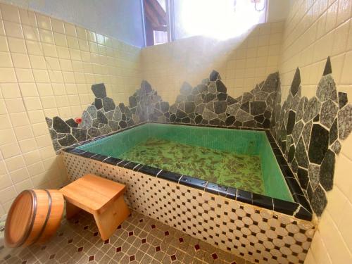 Hot spring bath, 温泉付ゲストハウス Ecotone in Matsuzaki