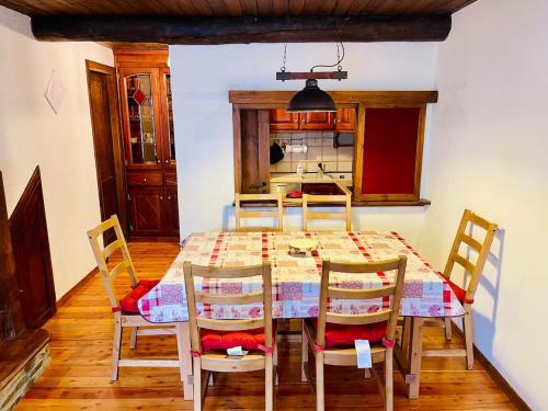 NEW on Bkg! NuovaGrangia Confortable for 2 Families, Grange Sises (photo 4)