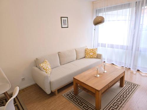 Studio Apartment, Stuttgart (photo 10)