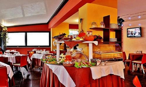 Hotel Savoia - image 2