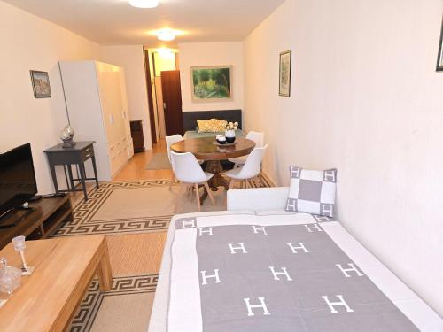 Studio Apartment, Stuttgart (photo 6)