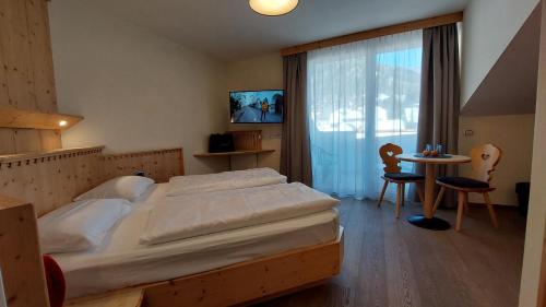 Hotel Cristallo Room Type - Double Room with Balcony