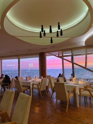 מסעדה, Ventus Harbor Hotel in דורס