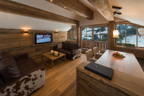 3 bedrooms, 4 beds