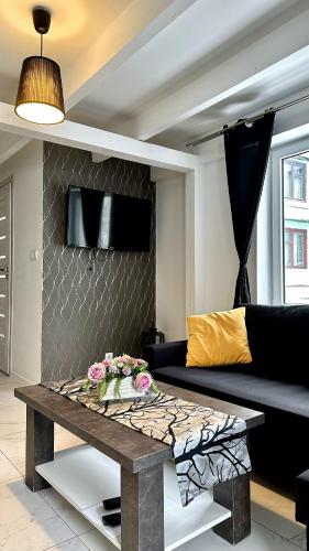 2 twin beds, 2 sofa beds