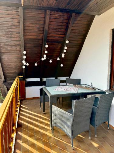Altan/terrasse, Die Kirsche in Achern