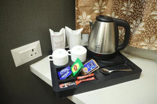 Deluxe King Suite image 5