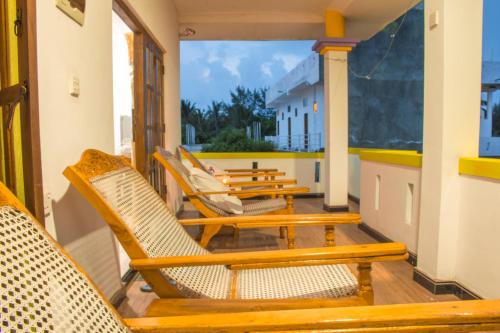 Facilities, Relax Beach Arugambay  in Arugam Bay