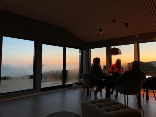 景觀, Great cottage with unique views and high standard in 阿菲奧德