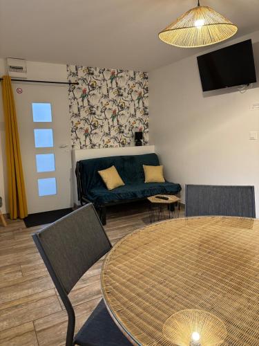 Gîte à la campagne 2 (Gite a la campagne 2) in Cerans Foulletourte