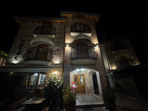 635538300 Hotel Ambassador Voskopojë