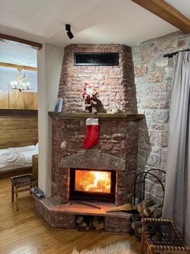 635538571 Hotel Ambassador Voskopojë