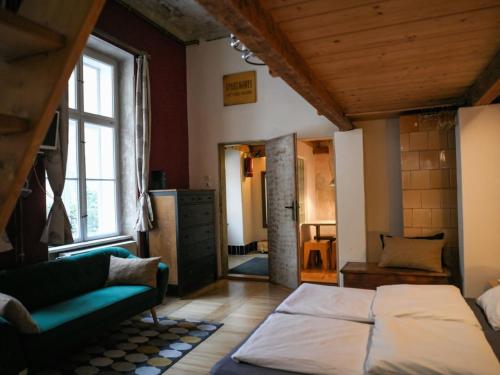 Charming studio with big shared terrace in the center, Košice (Foto 10)
