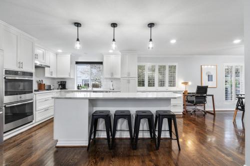 Charming Home in Bellevue Near Downtown n Microsoft