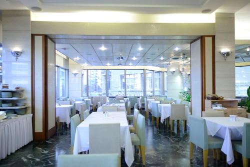 Dorian Inn - image 5