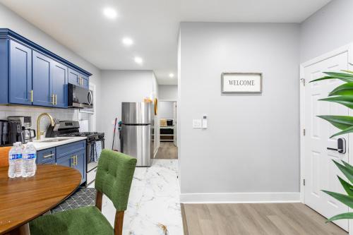 Modern Escape 3BR Apt with Parking in New Rochelle