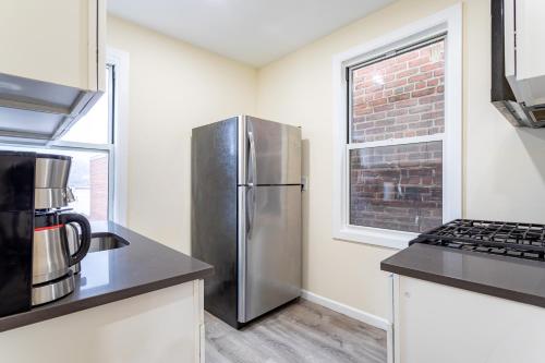 Upscale Super LUX Private 2br Near NYC in New Rochelle, USA