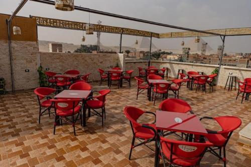 Happy View Inn in Giza