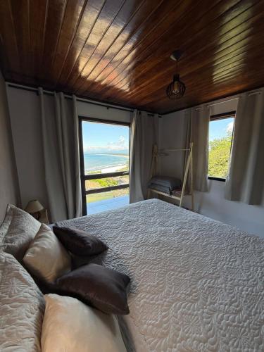 Bed, Apartamento aconchegante com vista para o mar near Grumari Beach