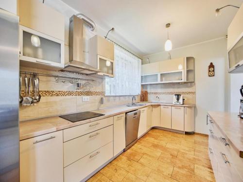 Konyha, Holiday Home in Swinoujscie near Baltic Beach in Lunowo