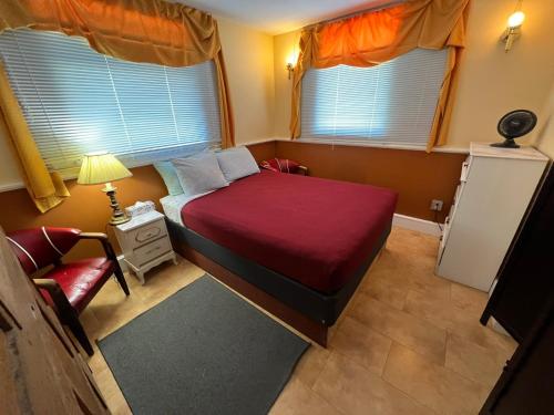 Char's Landing Hostel in พอร์ตอัลเบอร์นี (บริติชโคลัมเบีย)