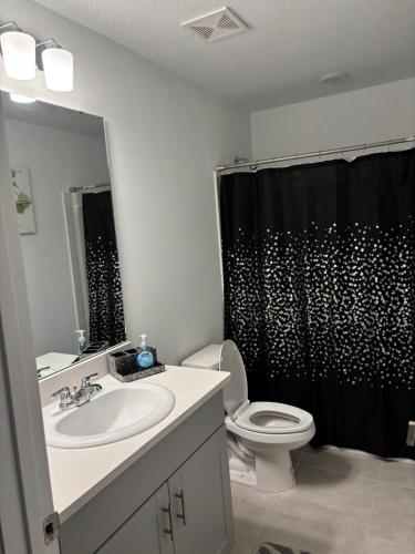The place to stay in Davenport
