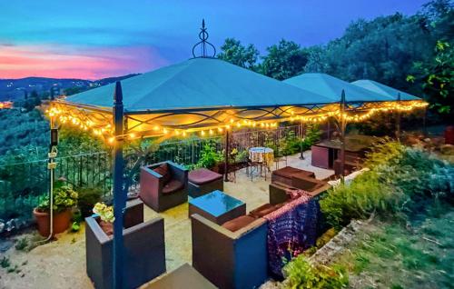 Peldbaseins, Nice Home In Lamporecchio in Fornello