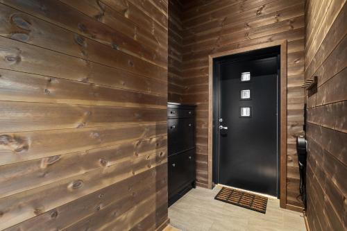 Ski-in ski-out cabin with panoramic views in Sogndal
