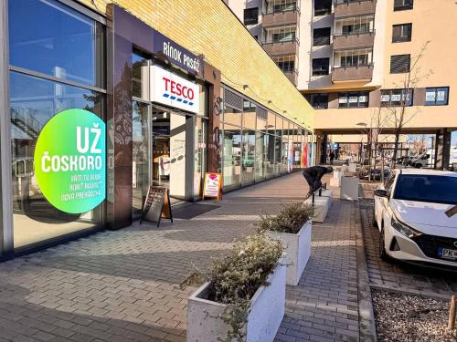 Apt 555 New & Fully Equipped with Free Garage