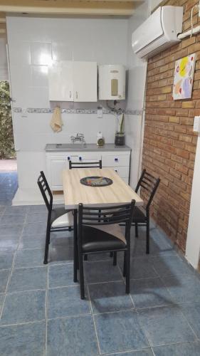 El Aguaribay in Albardon