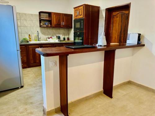 Cocina, Horizon Plus - Villa Moderne avec 4 Chambres Climatisées, NETFLIX, WIFI, Vue Mer & Sérénité (HORIZON PLUS - Villa Moderne avec 3 Chambres Climatisees, NETFLIX, WIFI, Vue Mer & Serenite a Pointe) in Nianing