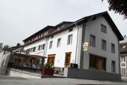 Hirschen B&B in Maienfeld, Schweiz