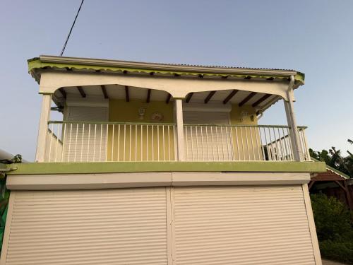Haut de Villa au Moule in Sainte Anne