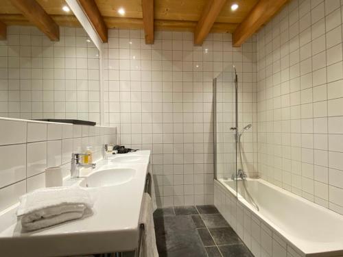 Chalet 14 pers 4* à Valloire terrasse et parking - FR-1-263-560 - image 3