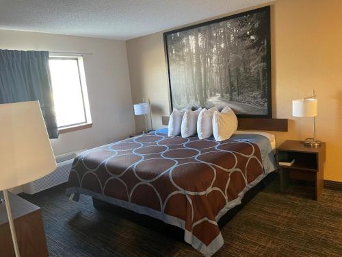 Super 8 by Wyndham Bemidji MN - image 14