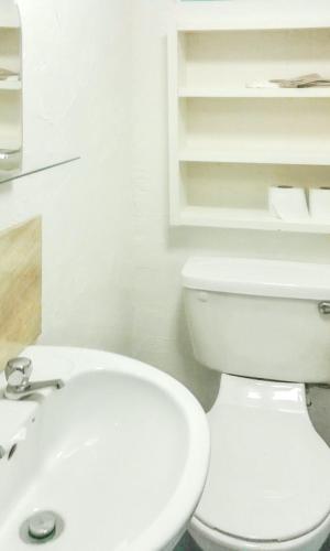 Apartment with one bedroom in Galway with wonderful city view balcony and WiFi 1 km from the beach - main image